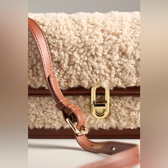 ❤️ANTHROPOLOGIE Jules Kae Mia Sherpa Crossbody Bag IN Brown and Cream VEGAN NWT - Picture 7 of 9